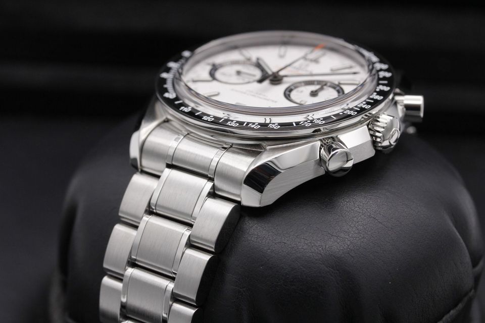 Omega Speedmaster Racing 329.30.44.51.04.001 Image 2
